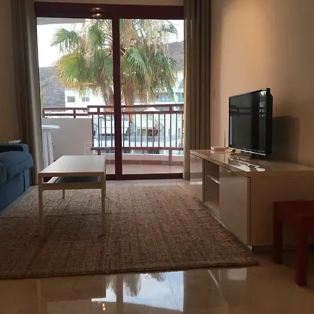 Apartamento Paola Apartman *
